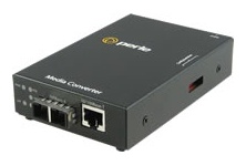 S-110P-XT:  PoE Industrial Media and Rate Converters 10/100Base-TX to 100Base-X Conversion 