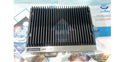 ARK-1551-S6A1: Intel 8th Core i5/Celeron Slim Fanless Computer
